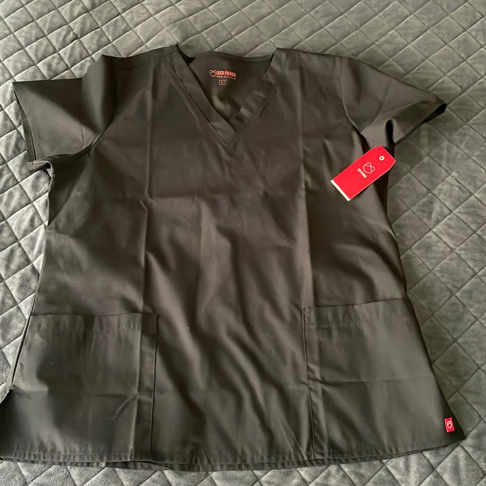 New Women’s Red Panda Scrub top Sz Large